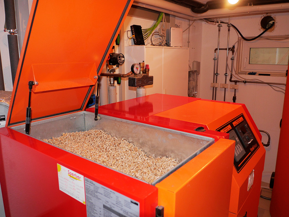 Palletheizung2 bei Palm Elektroservice in Altenburg
